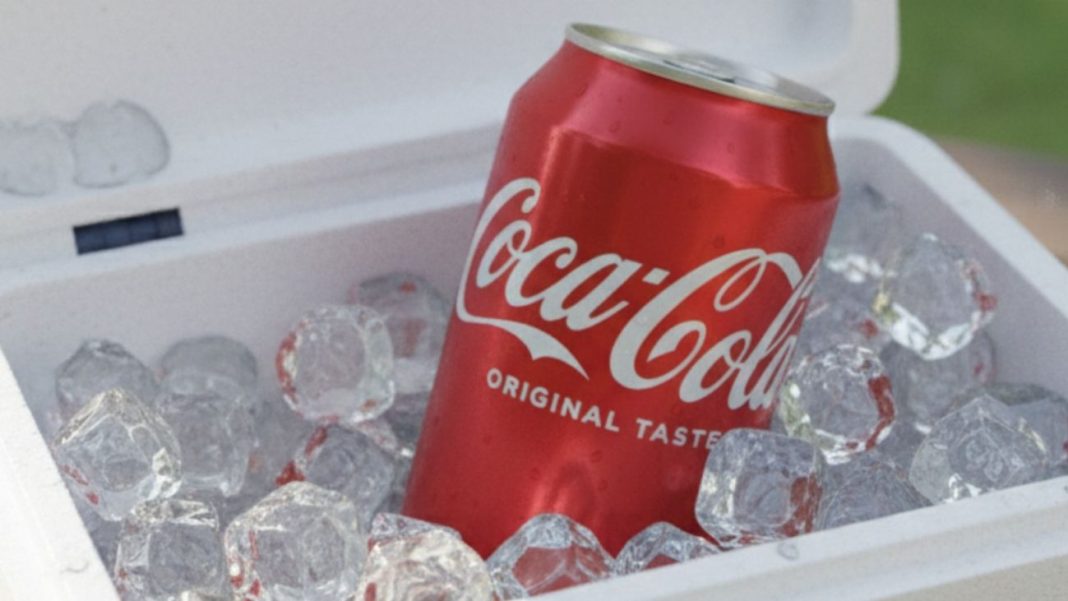 O elemento reforça a associação da marca com alegria e felicidade.